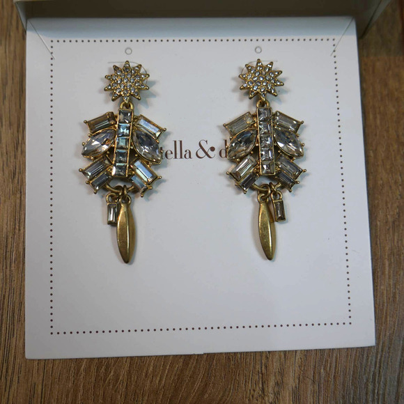 Stella & Dot Campbell Chandelier Vintage Gold Earrings NEW - Picture 4 of 6